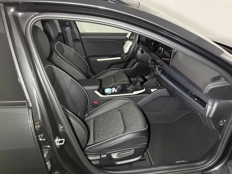 Kia K4 Sportswagon 1.0 T-GDi MHEV 115pk DCT7 GT-Line Launch Edition (schuifdak)
