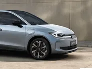 Volkswagen ID. Polo Style First Edition 52 kWh accu, 211 PK · Rondomzichtcamera · Draadloze telefoonlader · Sfeerverlichting ·