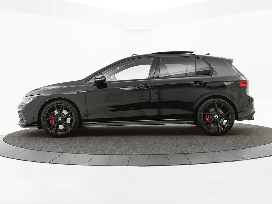 Volkswagen Golf 2.0 TSI 245pk DSG GTI · Panoramadak · Camera · Harman Kardon Sound · Matrix LED · Leder Vienna · Alarmklasse 3 · Elek. Bestuurdersstoel + Geheugen ·