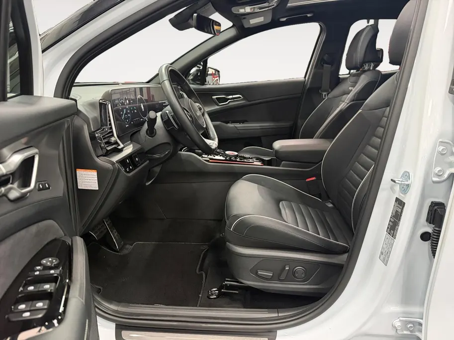 Kia Sportage 1.6 T-GDi Plug-in Hybrid AWD GT-PlusLine TREKHAAK ! | RESTERENDE FABRIEKSGARANTIE TM 2034 | MEEST LUXE UITVOERING | Z.G.A.N. !