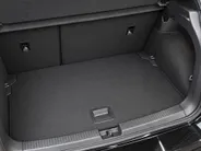 Volkswagen T-Cross 1.5TSI 150PK R-Line DSG · Trekhaak · Camera · Navigatie · Apple/Android Car Play · Stoelverwarming · Garantie t/m 01-10-2025