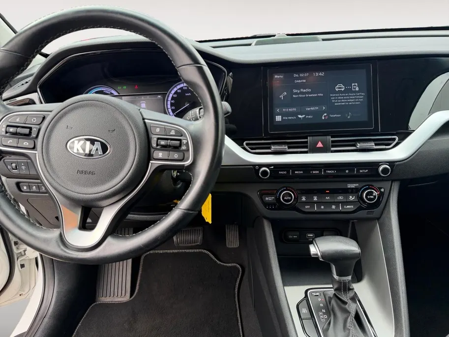 Kia Niro 1.6 GDi PHEV Edition | AUTOMAAT | TREKHAAK | CAMERA | CLIMATE & CRUISE CONTROLE | ANDROID & APPLE CARPLAY | ETC..