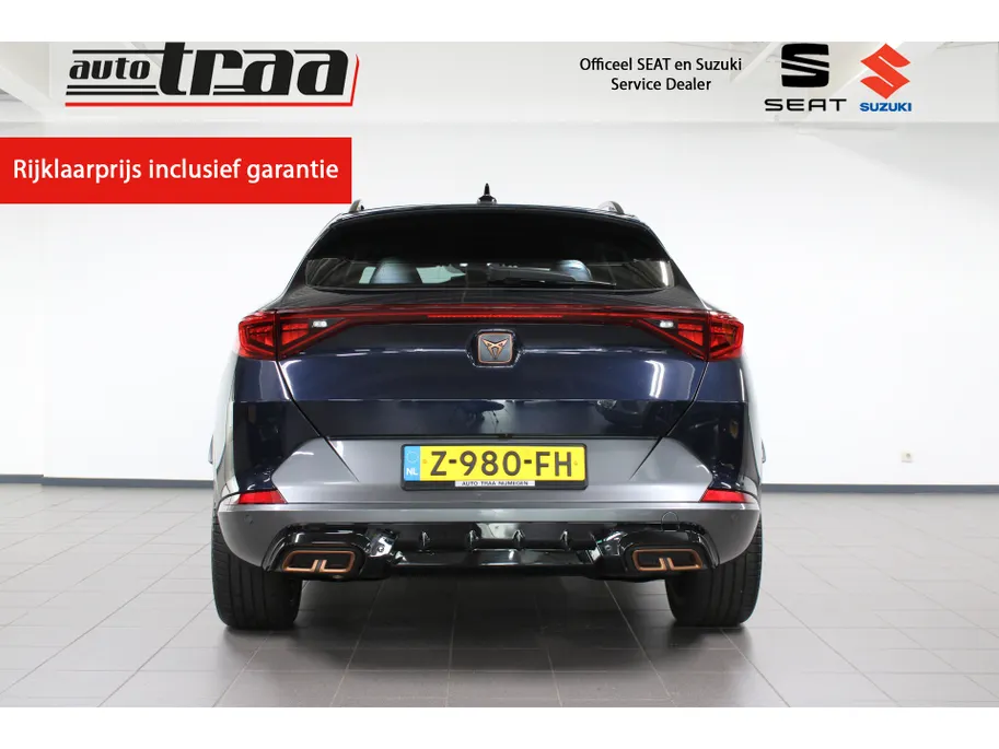 CUPRA Formentor 1.4 e-Hybrid VZ Performance / Pano. / Elekt. trekhaak / Stoel + Stuur verwarming / Elekt. achterklep / Camera /