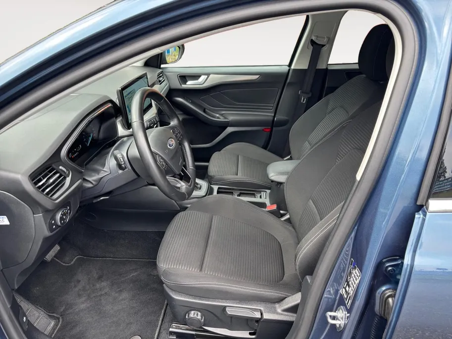 Ford Focus Wagon 1.0 EcoBoost Hybrid Titanium 155PK Automaat | NL-Auto | 1e Eigenaar | Navigatie | Climate Control | Parkeersensoren | Privacy Glass