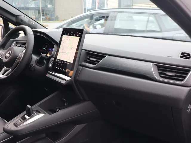 Mitsubishi Grandis 1.8 HEV Instyle Panodak | Harman Kardon | Leder