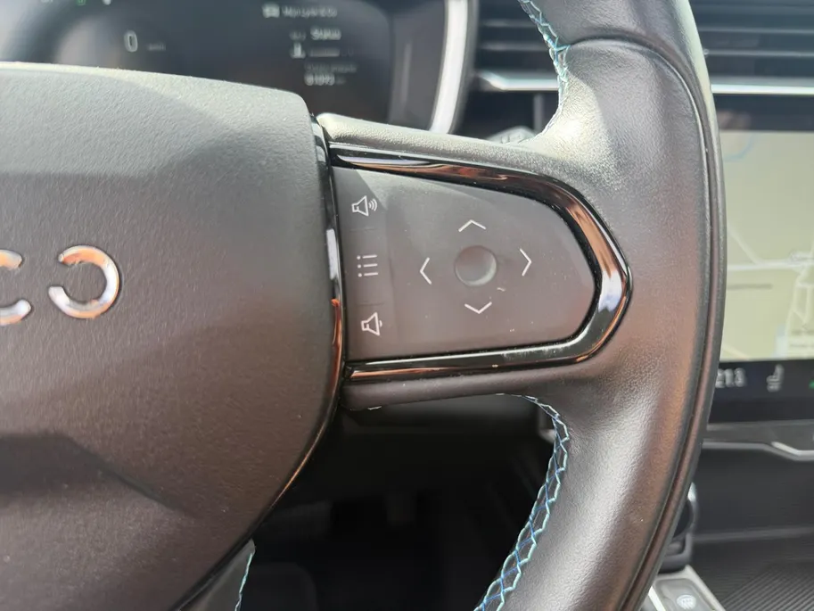 Lynk & Co 01 1.5 | Automaat | Panorama Dak | 360* Camera | Stoelverwarming | Apple Carplay/Android Auto | DAB | Climate Control | Cruise Control | Navigatie