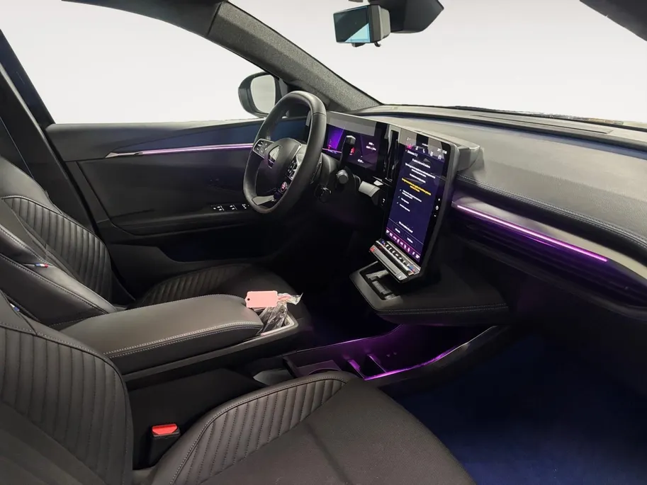 Renault Scénic E-Tech EV87 long range esprit Alpine AUTOMAAT AIRCO CAMERA ADAPIEVE CRUISE CONTROLE MET ADVANCE DRIVE ASSIST STOEL+STUURVERWARMING LM VELGEN ZEER MOOIE AUTO METEEN LEVERBAAR