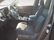 Mitsubishi Outlander 2.4 PHEV Pure | Showroomvoorraad model met 5.000 euro korting bij levering voor 30-6-2026  |Navigatie | Airco/ECC | L.M.Velgen | 8 jaar garantie.m25