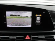 Kia Niro EV Edition Advanced 64.8 kWh | Stuur-/stoelverwarming | Elektr. stoelverstelling | Camera | Cruise adapt. | 17'LM | Clima | 17% bijtelling |
