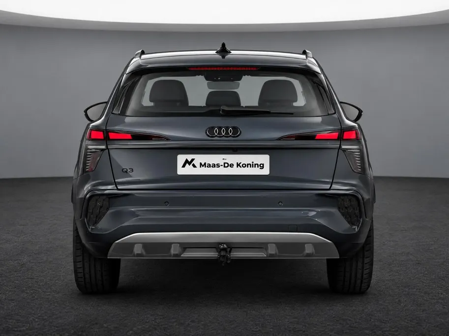 Audi Q3 e-hybrid Advanced edition 272 PK · Trekhaak elek. wegklapbaar · Stuurwiel verwarmd · Lichtmetalen 18'' inch velgen