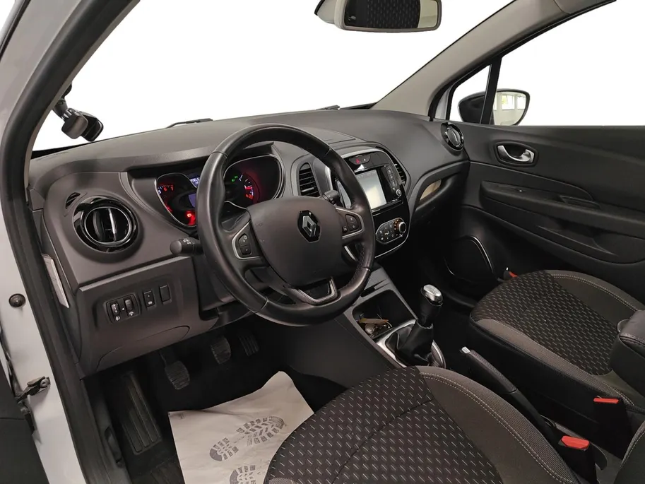 Renault Captur 0.9 TCe Version S | Navigatie | Airco | Cruise Control | Bluetooth | Parkeersensoren | Lichtmetalen Velgen | panoramadak