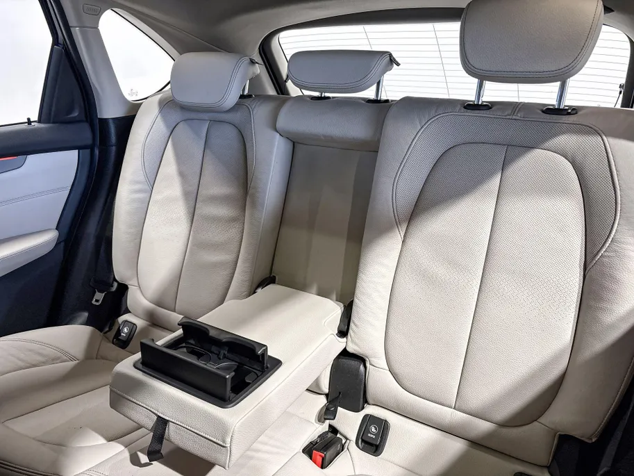 BMW 2 Serie Active Tourer 225xe iPerformance Business Editon Plus