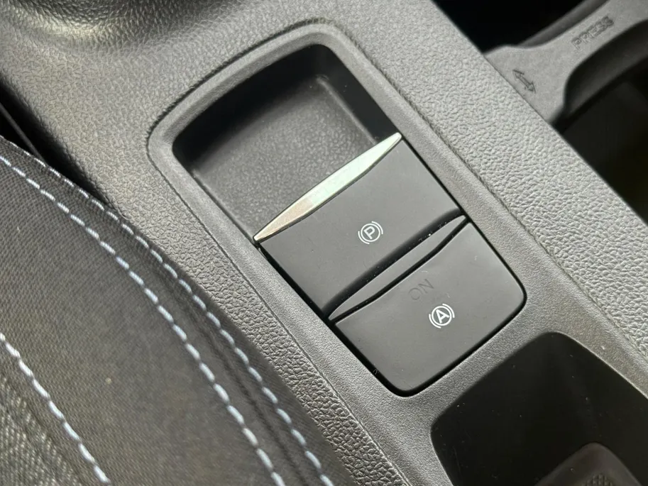 Ford Focus Wagon 1.0 EcoBoost Active Business | Trekhaak | Winter pack | Achteruitrijcamera | Cruise Control | 12 maanden garantie! |