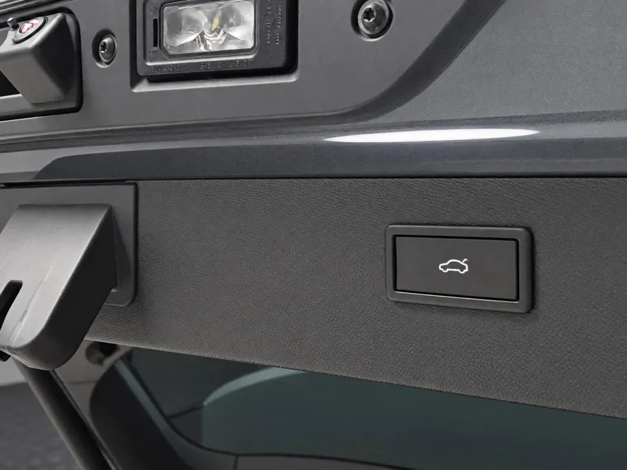 CUPRA Formentor 1.4e-Hybrid 180kW/245PK VZ · Panoramadak · Camera · Navigatie · Apple/Android Car Play · Stuur -& Stoelverwarming