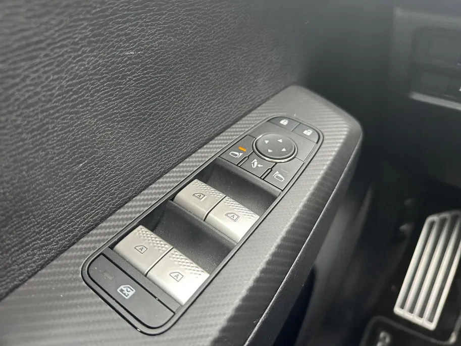 Mitsubishi Outlander 2.4 PHEV Instyle | Pano | Stoel Verkoeling | ACC |