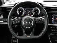 Audi A3 Sportback 40 TFSIe 204pk S-tronic S edition · Camera · Stoelverwarming · Apple/Android Car Play · Park Assist · Navigatie · 17'' Inch · Garantie t/m 27-07-2029 of 100.000km