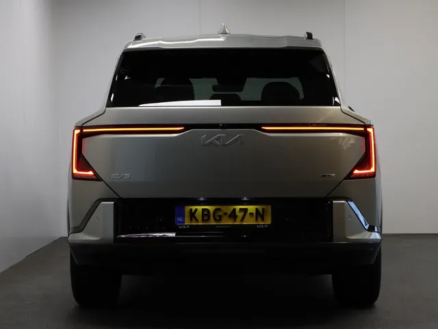 Kia EV5 GT-Line Business Edition 81.4 kWh Afneembare trekhaak & 4 Seizoensbanden