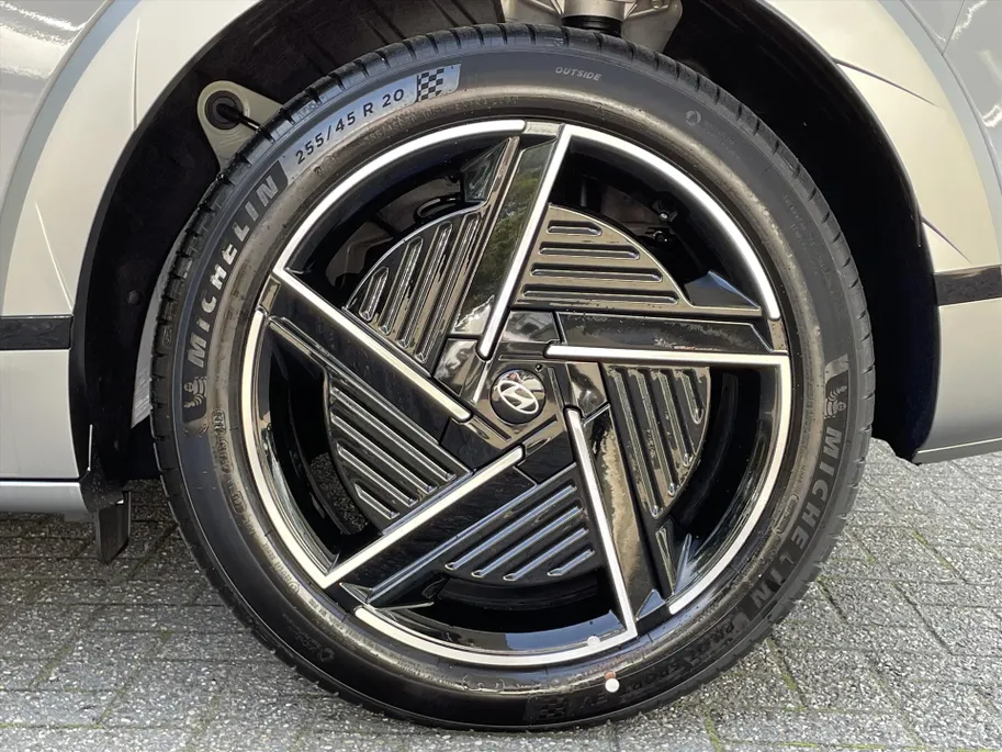 Hyundai IONIQ 5 84 kWh 229pk RWD Lounge / Voorraad deal