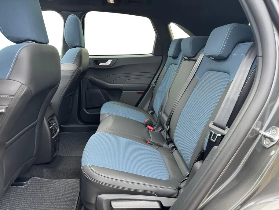 Ford Kuga 2.5 PHEV BlueCruise Edition | €4.000.- korting | 8 jaar garantie! | Direct leverbaar | 0,99% rente | Kantel / schuifdak | Blue Cruise | 20inch velgen