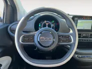 Fiat 500 La Prima by Bocelli 42 kWh SOH 96,47% | Navigatie | Stoelverwarming | WLTP 312km | Etc.