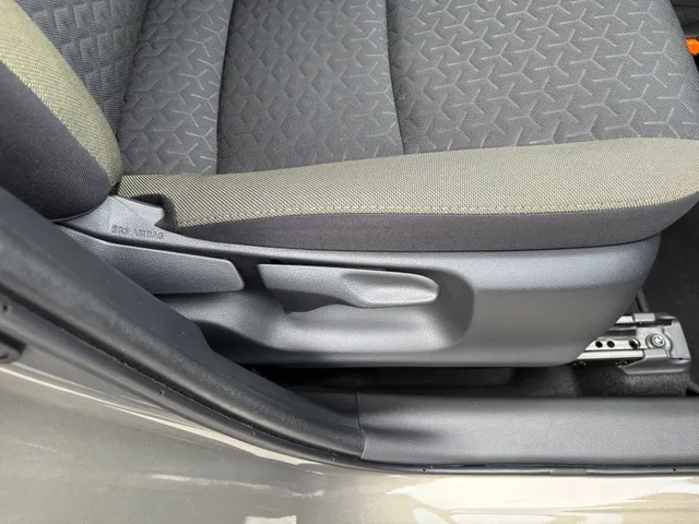 Toyota Yaris Cross 1.5 Hybrid Explore | Stoelverwarming | Parkeersensoren