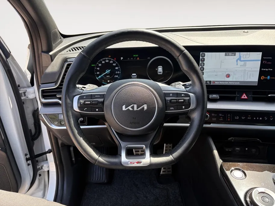 Kia Sportage 1.6 T-GDi Hybrid GT-Line | Cruise Control | Climate Control | Camera | Stoelverwarming | Stuurverwarming | Navigatie |