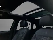 Volkswagen Tiguan 1.5TSI/150PK R-Line Black Style DSG · Panoramadak · Apple/Android Car Play · Stoel- & stuurverwarming · Camera ·