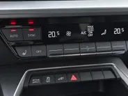 Audi A3 Sportback 40 TFSI e 204pk Advanced edition · Apple/Android Car Play · Navigatie · Stoelverwarming · Keyless · Elektr. inklapbare buitenspiegels ·