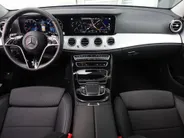Mercedes-Benz E-Klasse Estate 200 Business Solution l Trekhaak l Carplay l Sfeerverlichting