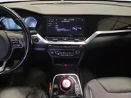 Kia e-Niro DynamicLine 64 kWh | 1e Eigenaar | Accu 99.4% | Trekhaak Afneembaar | Camera | Carplay & Android | Fabrieksgarantie | NAP