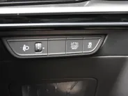 Kia Niro 1.6 GDi Hybrid 138pk DCT6 DynamicLine Direct leverbaar!