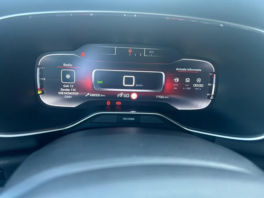 Citroën C5 Aircross 1.2 PureTech Feel |airco (automatisch)| Camera| Dodehoekdetectie met correctie| Apple Carplay/Android Auto| 12 maanden Bovag garantie|