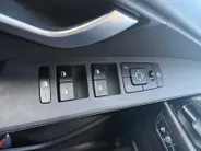 Kia Niro 1.6i Hybrid DynamicLine | Zeer nette auto | Cruise Control Adaptief | LM Velgen 16 ' | Carplay | File Assistent | Camera | Metallic lak | Fabrieksgarantie t/m 17-5-2032 | NAP