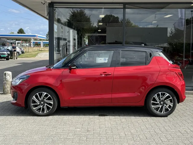 Suzuki Swift 1.2 Style Smart Hybrid Automaat | Bi-tone