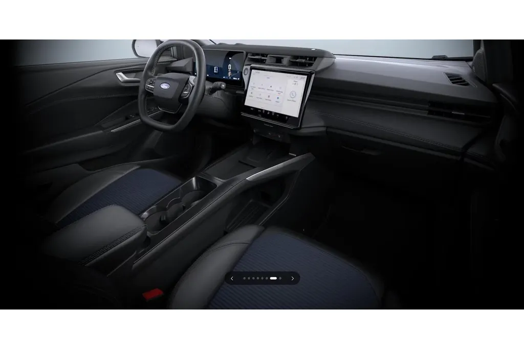 Ford Puma Gen-E Premium 46,8 kWh Blue Cruise Edition | 4.400,- Ready Set Ford Bonus | Handsfree rijden* | Vapor Blue | 18' Zwarte velgen | Blue Cruise | Driver Assistance Pack | 0,99% rente icm Ford Options