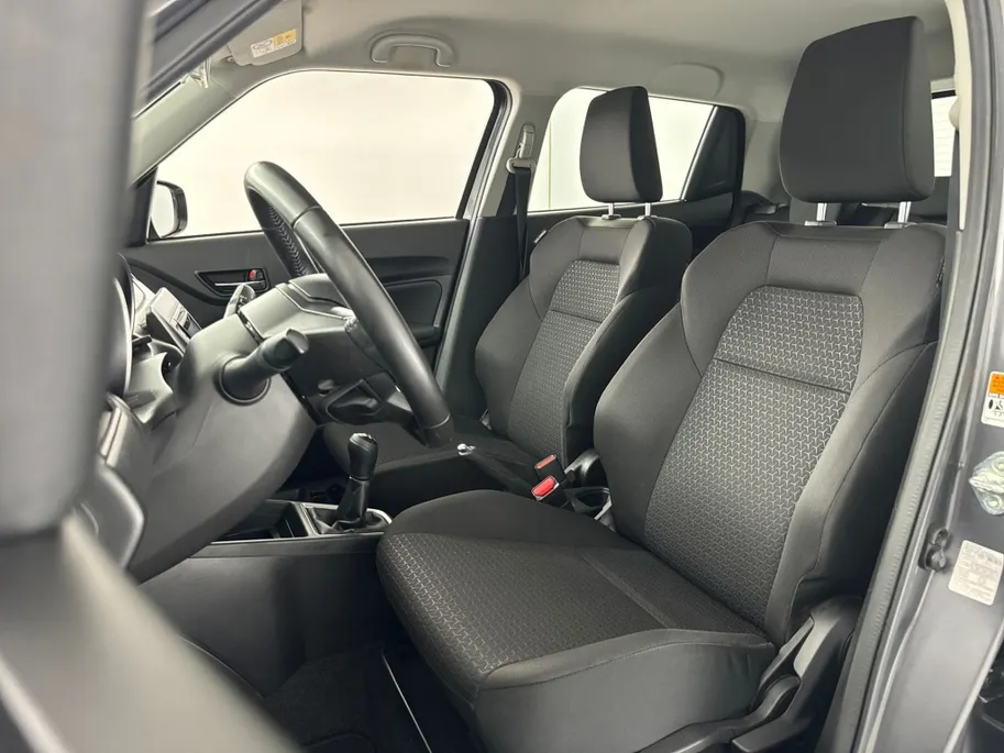 Suzuki Swift 1.2 Comfort Smart Hybrid | Adaptieve Cruise Control | Bluetooth | Airco