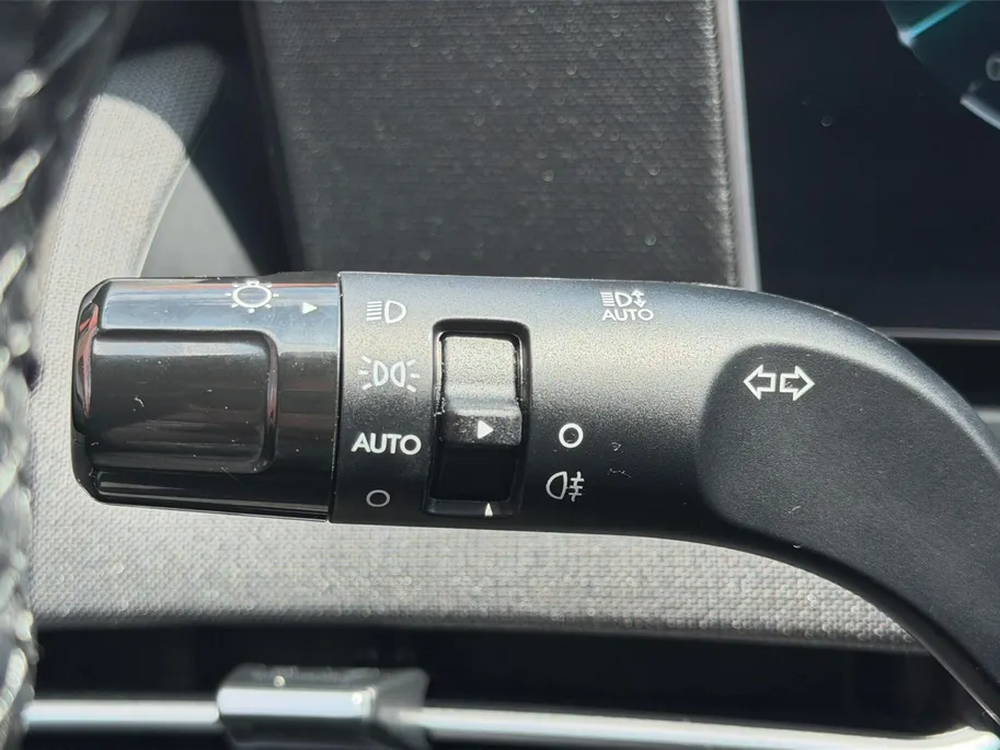 Hyundai Tucson 1.6 T-GDI HEV Comfort Smart | Navigatie| Stoel verwarming| Licht metalen velgen | Automaat | Stuur verwarming| Camera