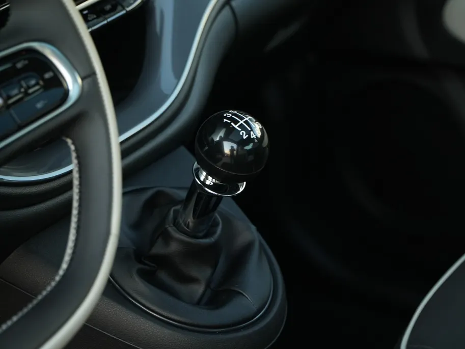 Fiat 500 1.0 Hybrid La Prima | Boek nu uw Proefrit