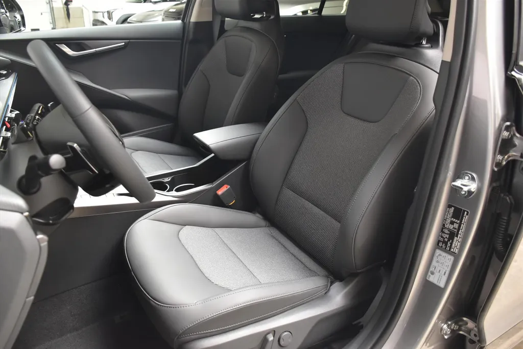 Kia Niro 1.6 GDi Hybrid 138pk DCT6 DynamicPlusLine Snel leverbaar!