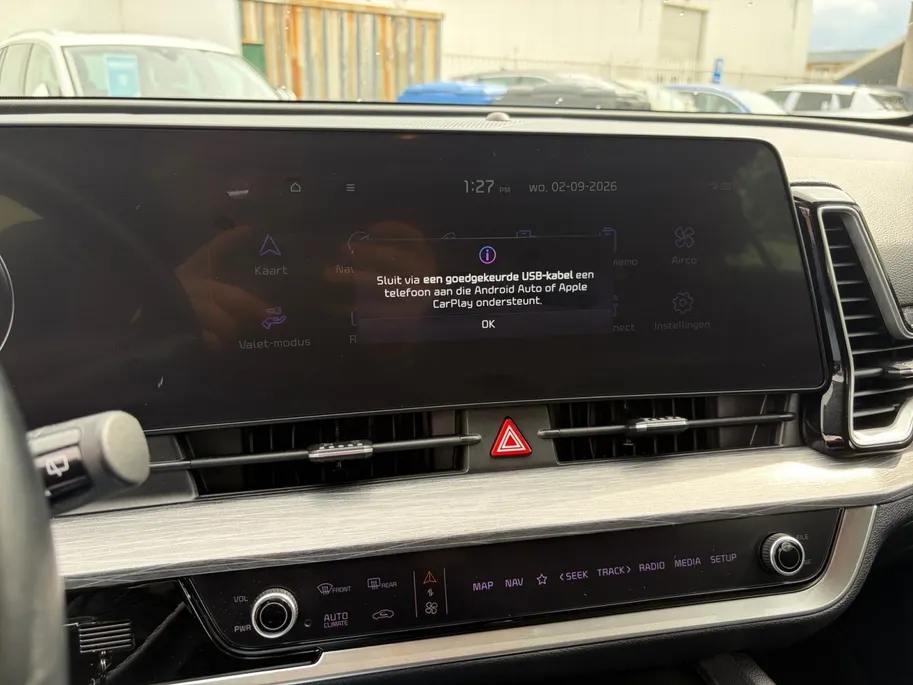 Kia Sportage 1.6 T-GDi MHEV DynamicLine | APPLE CARPLAY/ ANDROID AUTO | NAVI | DAB+ | CAMERA | HANDGESCHAKELD | ORIGINEEL NL | 150PK | 1.650KG TREKGEWICHT | NETTE AUTO |