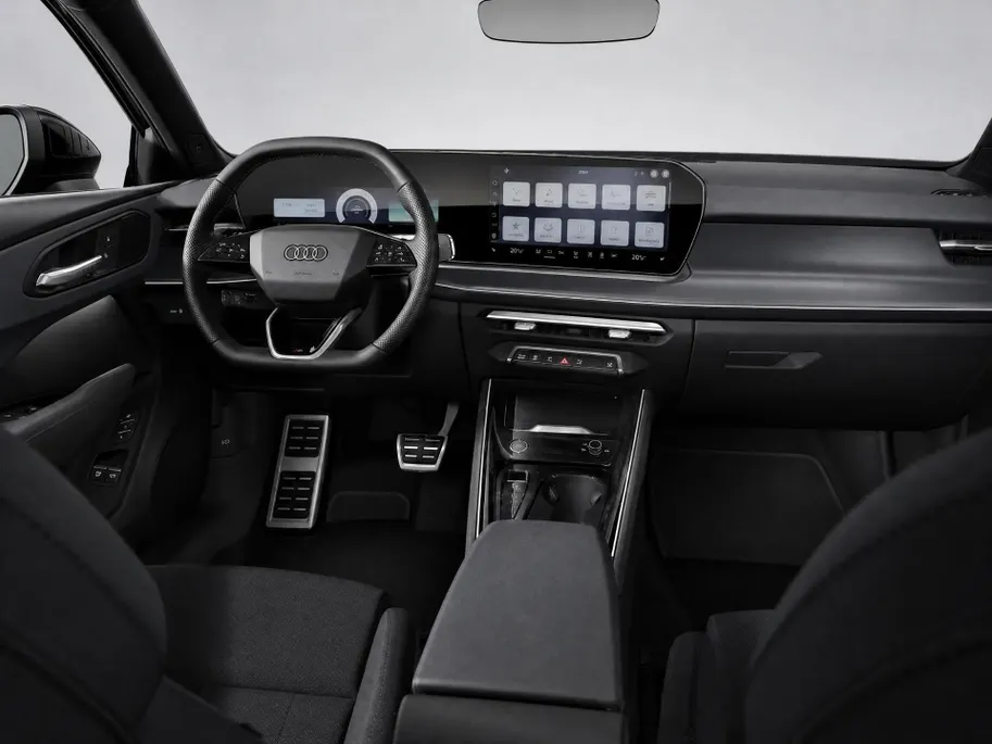Audi Q3 Sportback 1.5 e-hybrid S edition 272 PK · Tech pro · Trekhaak elek. wegklapbaar · Glazen panoramadak