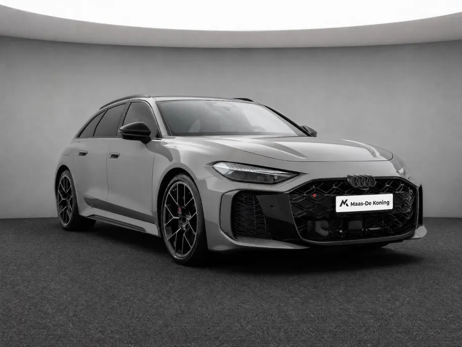 Audi RS5 Avant e-hybrid quattro 639 PK · Keramisch · RS design pakket · Panorama-glasdak · Optiekpakket forged carbon