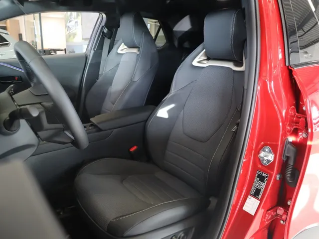 Toyota C-HR 2.0 PHEV 220 Executive | Panoramadak | Stoel/Stuur Verwarming
