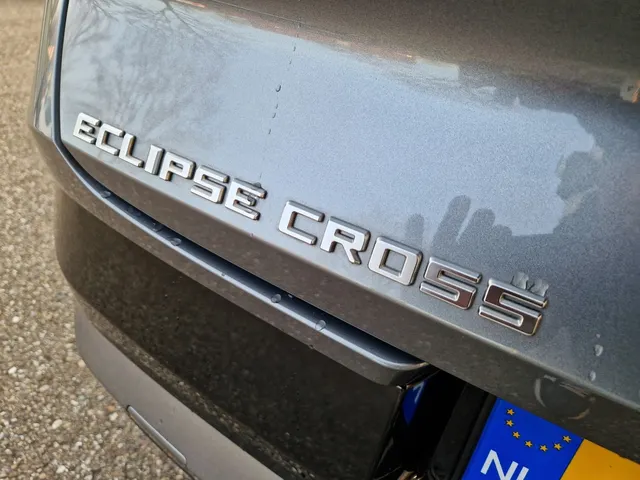 Mitsubishi Eclipse Cross Instyle 87 kWh