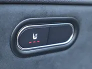 Mercedes-Benz A-Klasse 180 Business Solution AMG l Panorama dak l Keyless l AMG Line l