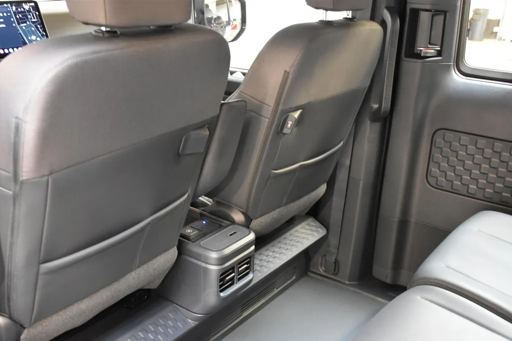 Kia PV5 Passenger 71,2 kWh Plus NIEUW
