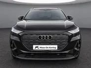 Audi Q4 e-tron 45 quattro 286pk S Edition 82 kWh · Trekhaak · 21'' Velgen · Apple/Android Car Play · Camera · Stoelverwarming ·