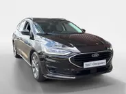 Ford Focus Wagon 1.0 EcoBoost Hybrid Titanium | Trekhaak | Stoel, stuur en voorruitverwarming | Cruise | Climate