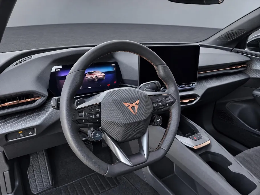 CUPRA Raval Business First Edition 56 kWh 211 PK l 18' Devier l Achteruitrijcamera l Stoel en Stuurverwarming
