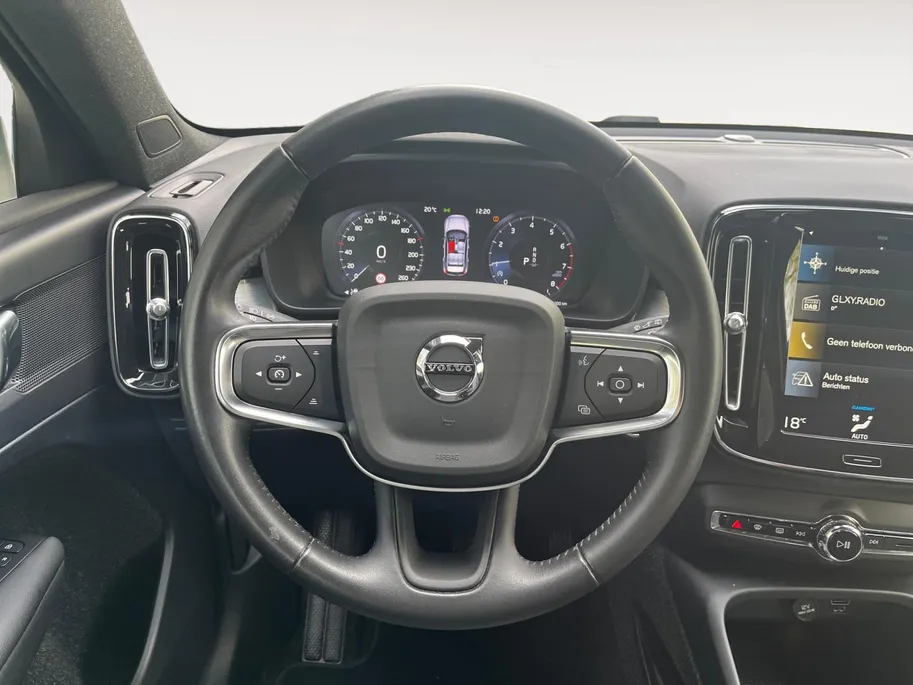Volvo XC40 1.5 T3 Business Pro | Navigatie | Parkeercamera | Apple Carplay en Android Auto